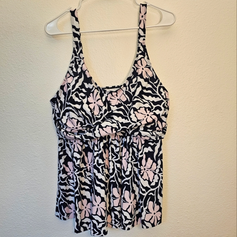 NWT 18/20 Navy Floral Crossover Front Flutter Scoop Neck Tankini Top Bloomchic